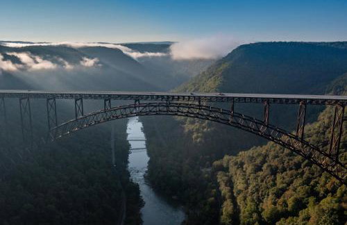 Wooded Circle - Barrel sauna, hot tub, fire pit - Foto 48