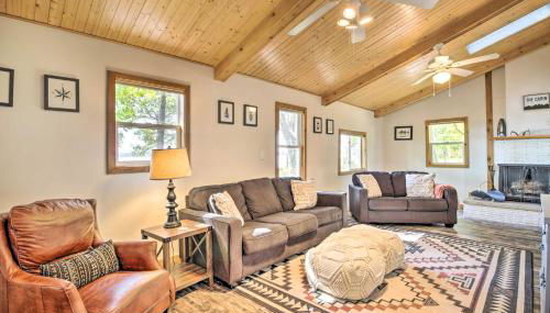 Waterfront Onamia Retreat with Dock and Fire Pit! - Foto 4