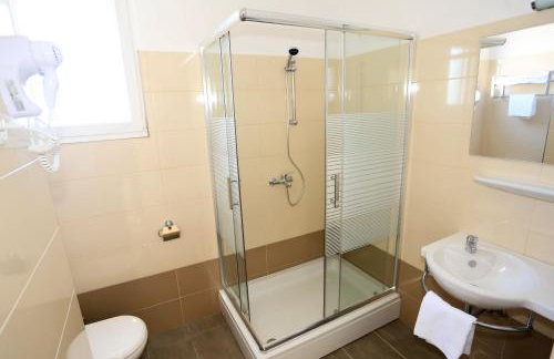 House Natali 70m from the beach - free EV top up - Photo 16