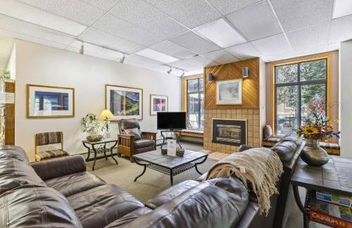 Cozy Winter Park Condo Bike, Ski, and Hike! - Foto 32