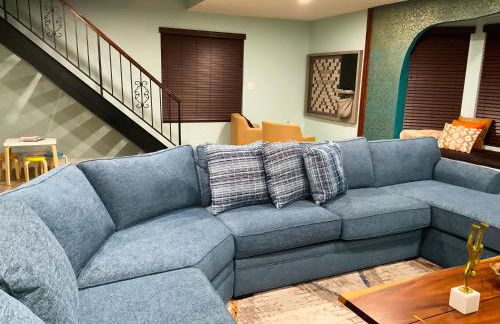 Buddha Mansion Luxury Resort - 8BR Modern, HotTub, Huge pool, Sauna, BBQ grill, Game Room - Foto 67