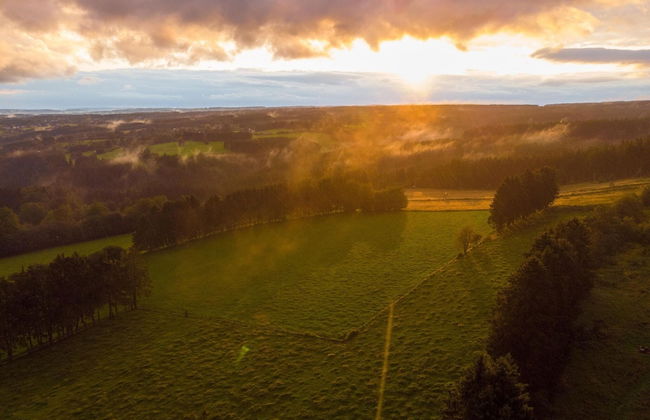 Typical Ardennes Chalet With hot tub - Foto 31