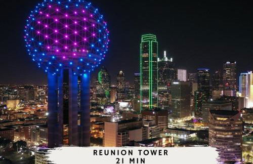 5-BD 2 5-BA Modern Retreat w Games & Hot Tub - Foto 41