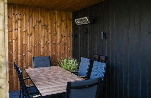 Staining Luxury Lodges - Photo 17