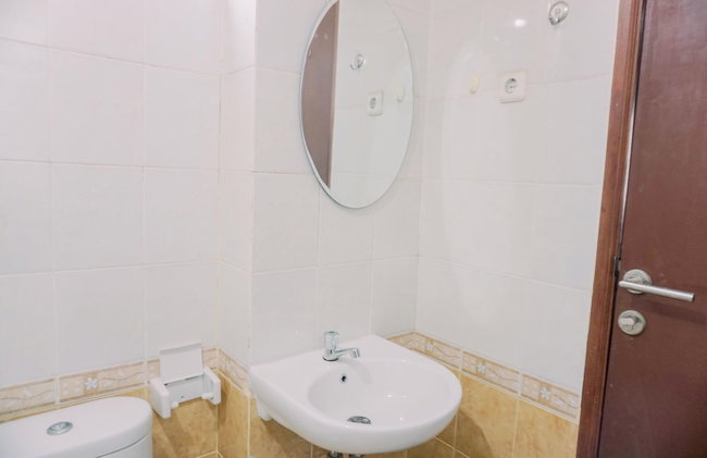 Well Furnished 2Br Grand Palace Kemayoran Apartment - Photo 17