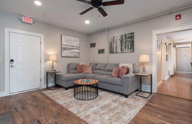 TuckAway Suites at East Branch - Photo 34