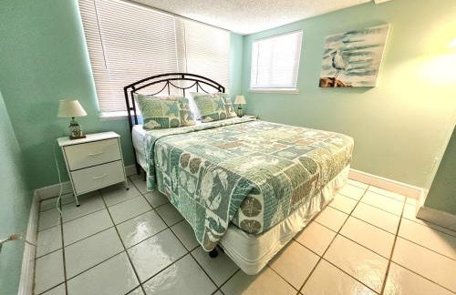 Oceanfront Beach House - Pool, Private Beach Access, Sleeps 12 - Foto 13