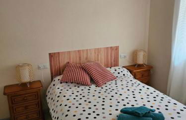 Apartamento en Mijas con Terraza, capacidad para 5 personas con piscina de temporada - Photo 23