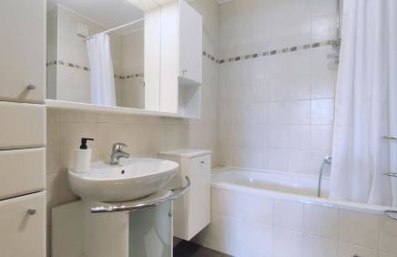 Kruge - 3 bedroom apartment & private garage - Photo 23