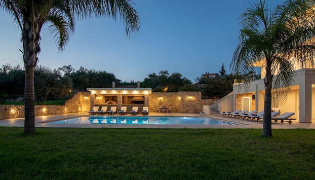 Melitini in Souda With 7 Bedrooms and 6 Bathrooms - Foto 2, Imagem principal