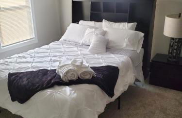 Midtown Get Away - Photo 24