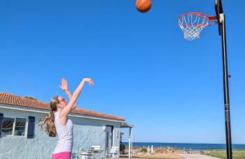 Beautiful Ormond Beachfront House! - Photo 32