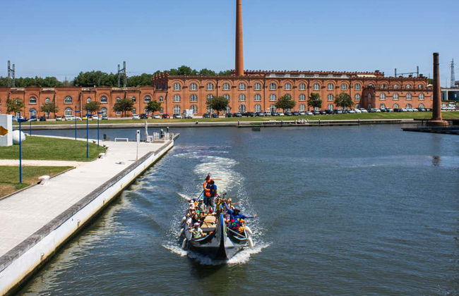 Paseo barco moliceiro Aveiro - Foto 1