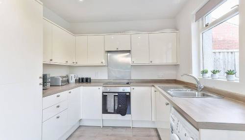 Newly Extended 3 Bed Family home Near Graves Park - Foto 3