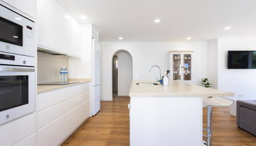 EDEN RENTALS Luxury Heated-Pool Villa El Sauzal - Foto 5, stove