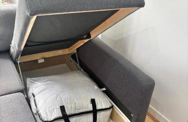 Silver Pines - 2BR - King Bed - 6 Guests - Wi-Fi - Free Parking - Foto 4