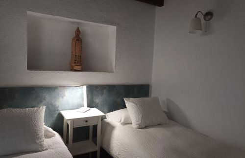 Dos Violetas - Foto 19