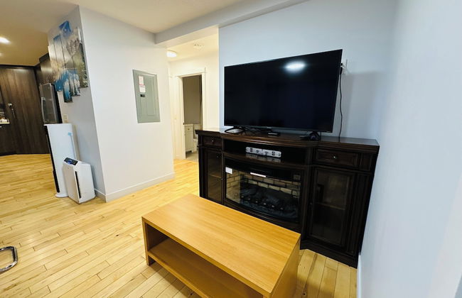 P1 - Private Hot Tub - 3 Bedroom Home - Mountain View - Photo 29