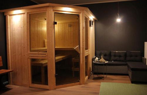 Weingut Schumacher - mit privatem Saunabereich - Foto 4