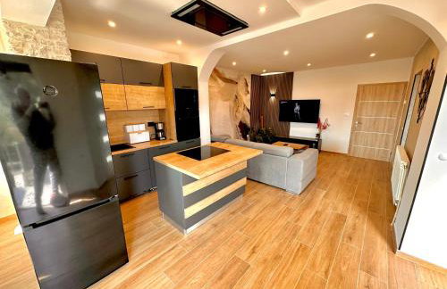 NOEL - three bedroom apartment with pool - Foto 31