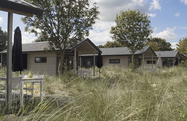 Pavilion L'Etage 10 - Photo 22