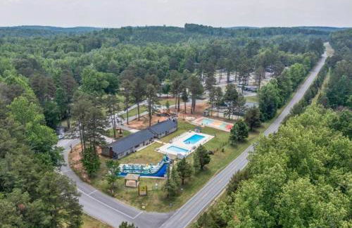 Modern 2BR Aparment near NC ZOO w Parking - Foto 59