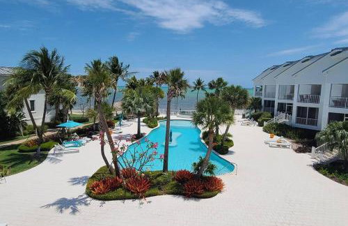 Islamorada Modern Penthouse with Private Beach - Foto 16