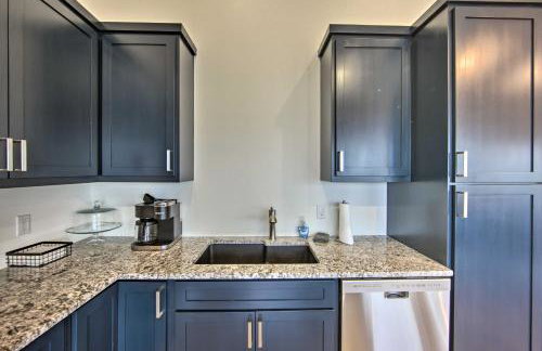 Modern Cedar Creek Lake Retreat with Panoramic View! - Foto 26