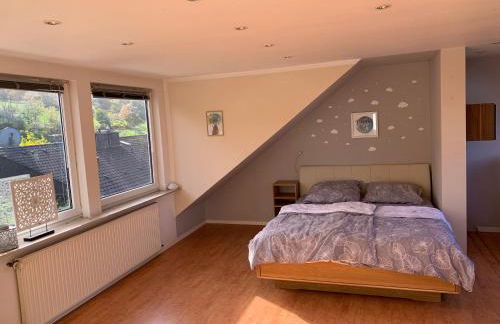 Gemütliches Studio in ruhiger Lage mit Klimaanlage, Netflix und Parkplatz - Photo 16