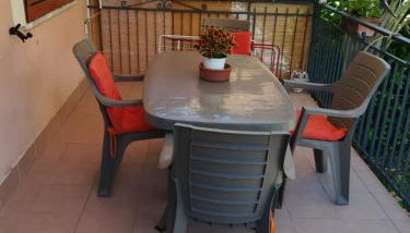 Appartamento con 2 stanze e giardino - Foto 2