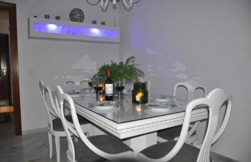 Spectacular 3 bedrooms Sea Views apartment - Photo 19