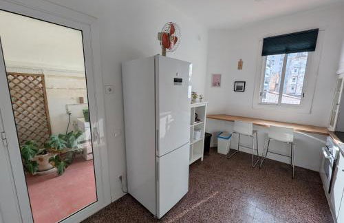 Centric apartment 100m from the beach - Photo 6