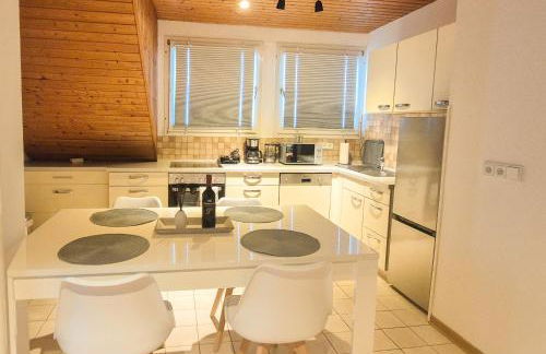 Cozy-Stay III, 2-Room Flat for Vacation & Messe, Düsseldorf, Perfect Connectivity - Foto 11