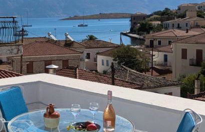 Galaxidi Authentic Rooftop House - Foto 1