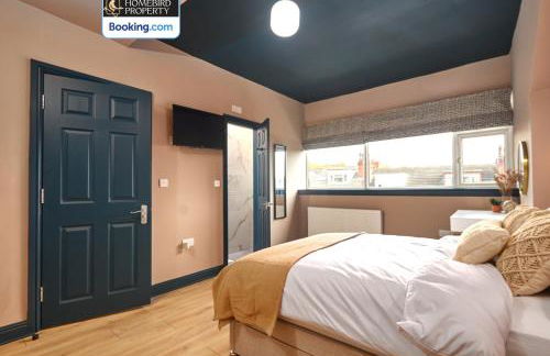 Beautiful 3BDR House By Homebird Property Management Short Lets & Serviced Accommodation Leeds With Free Parking & Free WiFi - Foto 14