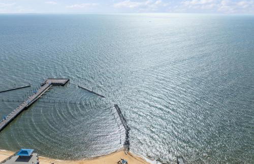 Bayfront Boardwalk Condo w Sunrise Views - Foto 38