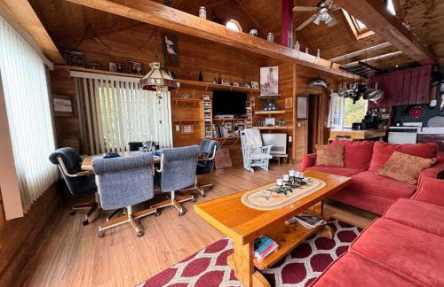 Back of the Moon Lakefront Camp family watersports fire pit 1 dog beach sleeps 8 - Foto 20