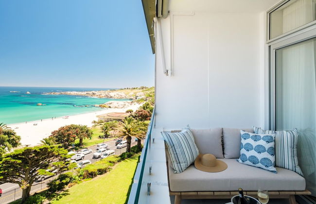 Apartment w Sea Views by Camps Bay Beach Kyanos - Foto 1