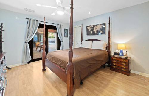 The Creek Resort - Revamped Chic 4BR Haven with Massive Pool, Hot Tub, and Outdoor Space - Foto 25