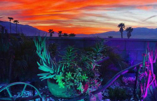 Mineral Saltwater Solar heated Pool & Spa Oasis with mountain views and Koi pond - Foto 9