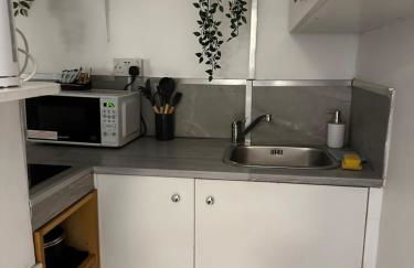 Plumstead one bed studio flat - Foto 2