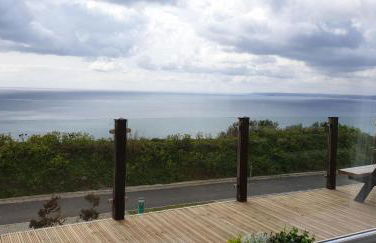 Sunset sea view chalet with hot tub - Photo 6