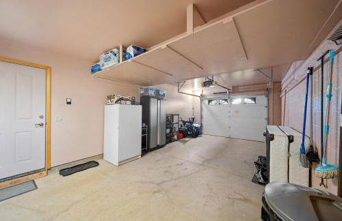 Breathtaking Cabin Backing the National Forest - Foto 41