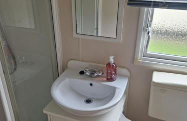 Buttercup Retreat 298 northfield - Photo 6