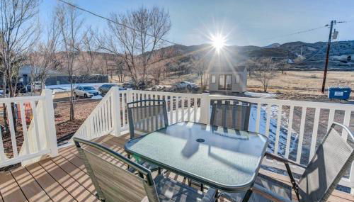 2BR Aptmt Parks Private Deck, Mountain Views! - Foto 2