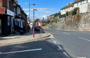 Castle view Rochester - Photo 17