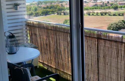 Apartamento con vistas al mar y montaña - Piscina - Foto 13