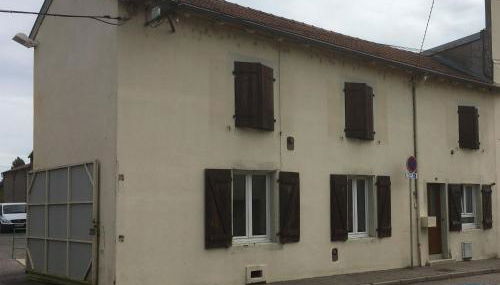 Maison calme avec 3 chambres, proche centre-ville Lunéville & gare, accès facile à Nancy - FR-1-584-106 - Foto 2