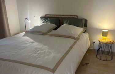 Aux portes d'Arles, havre de paix entre Alpilles et Camargue, calme et campagne - Foto 14