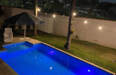 Casa com Piscina, Churrasqueira e Quartos amplos - Foto 7